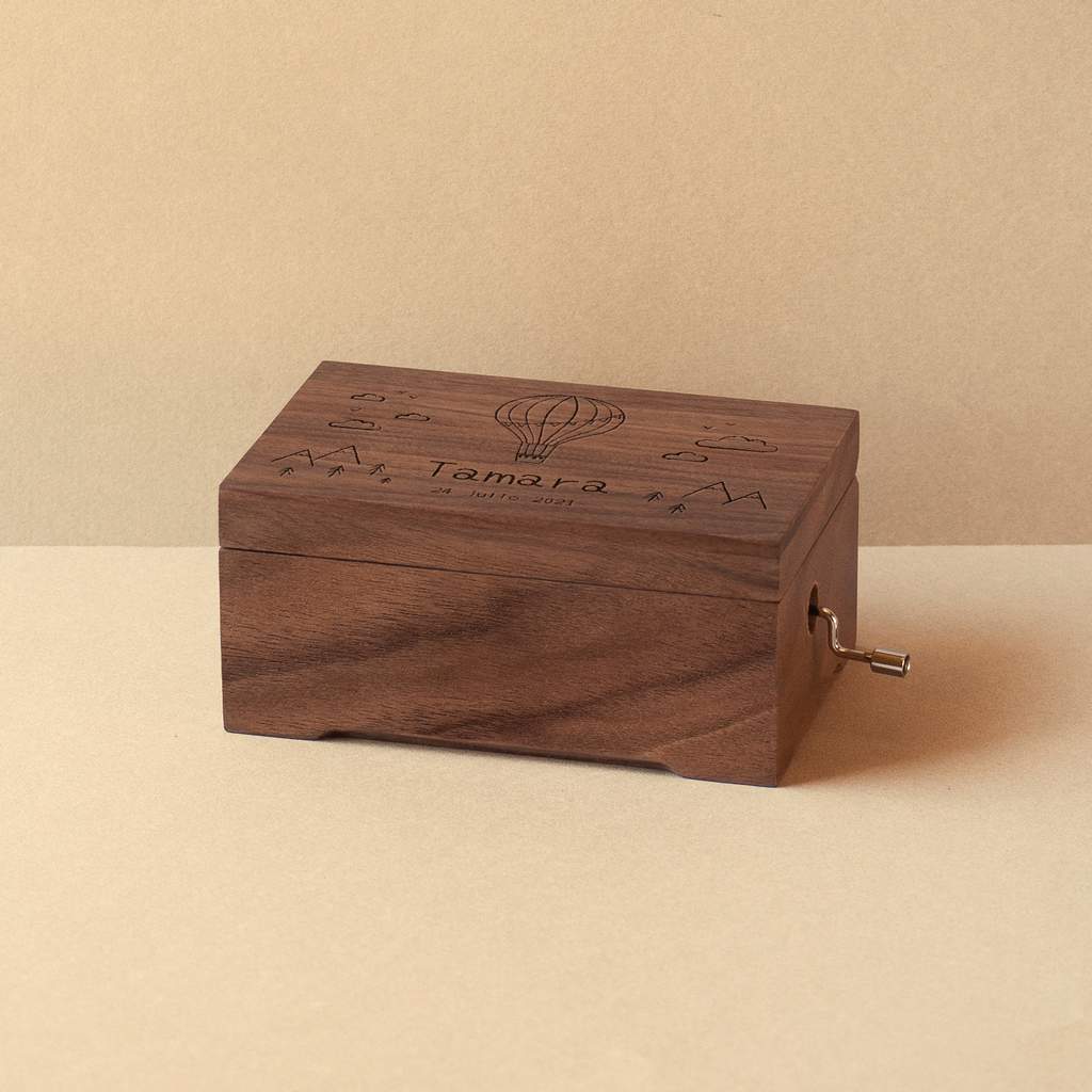 wooden music box walnut Göreme